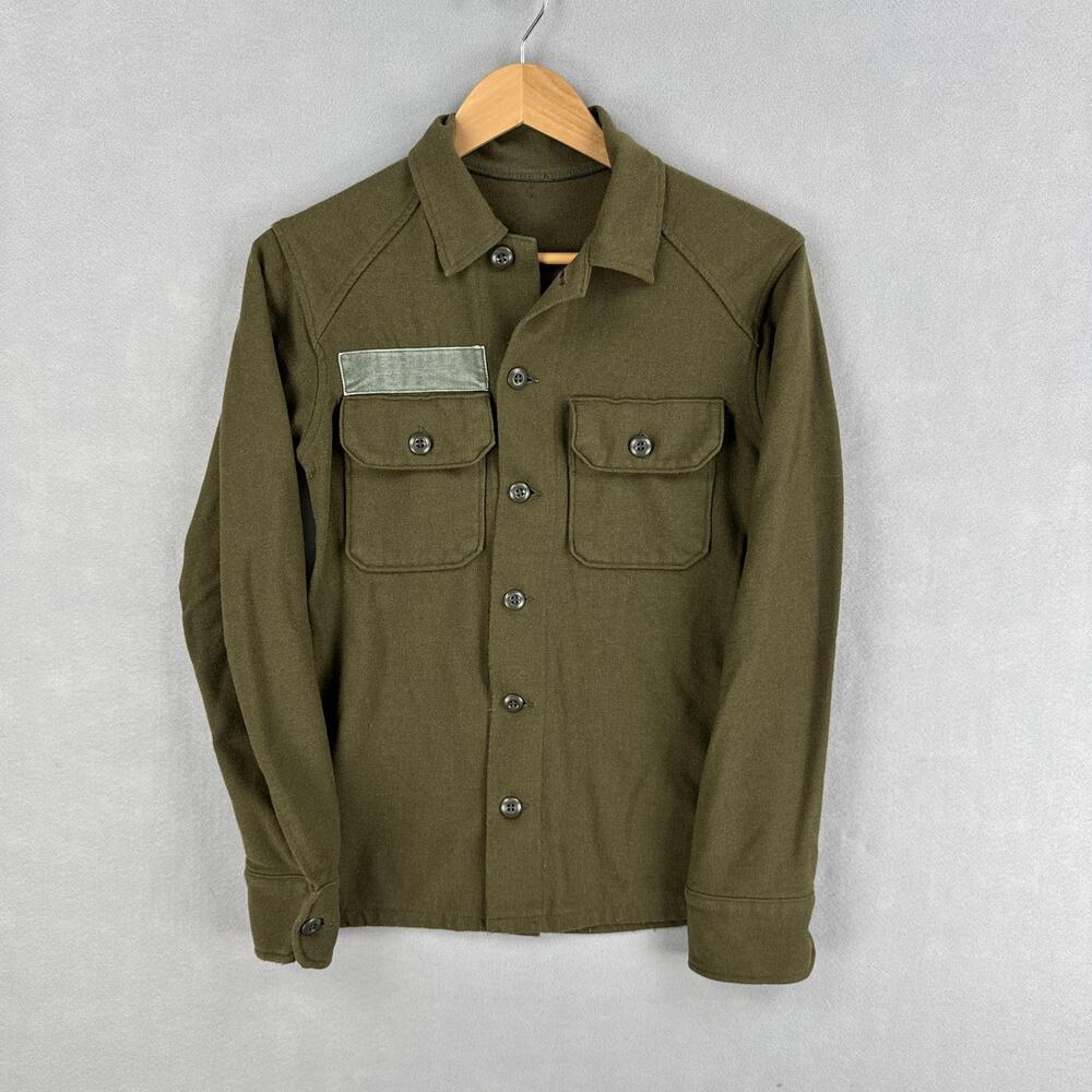 Vintage U.S Army Shirt Mens XS Green OG-108 Wool Field Button Up Military 1960s